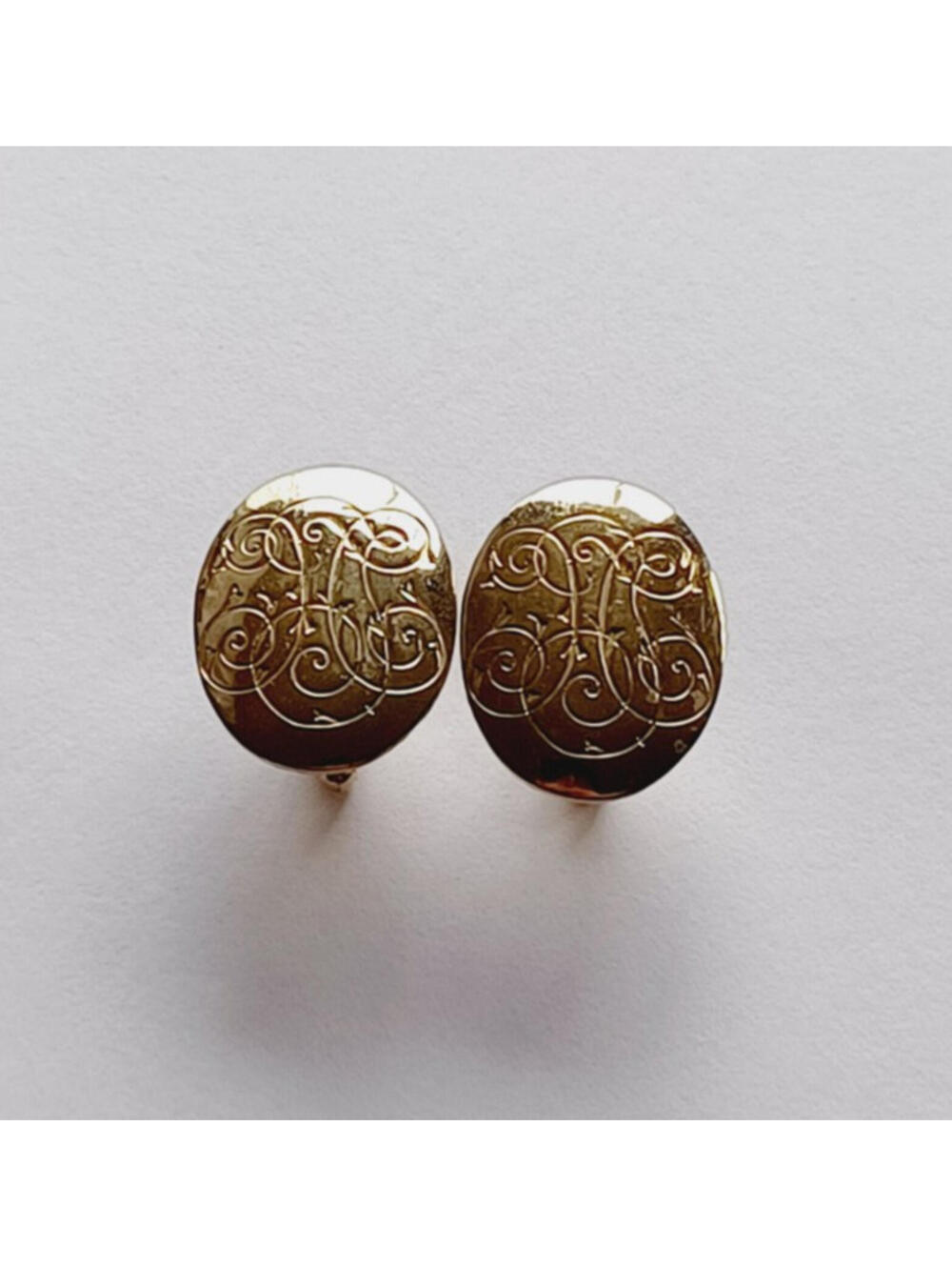 Spiral Cursive Design Gold Tone Oval Cufflinks
